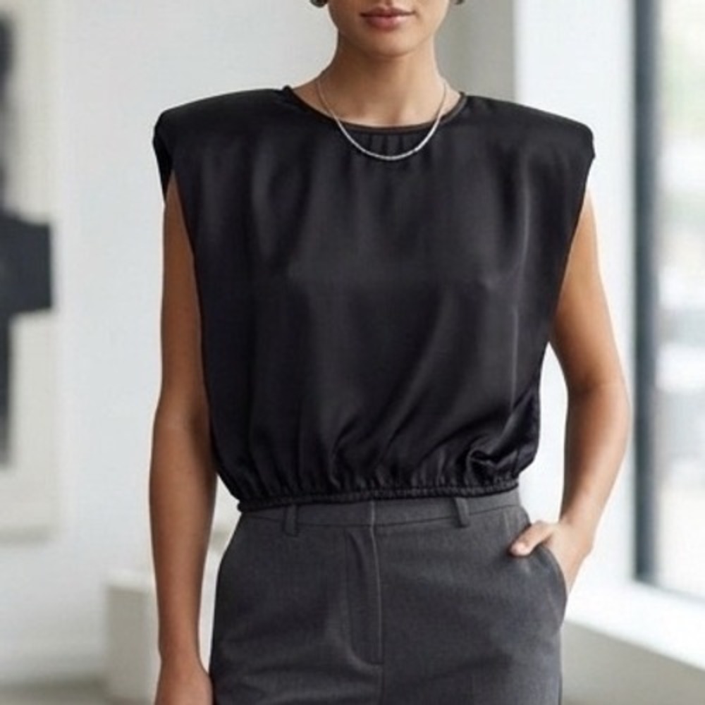 Mable Black Satin Padded Shoulder Sleeveless Top Elastic Hem‎ Small NWT